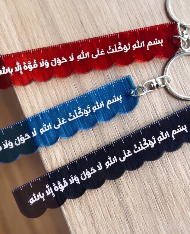 Laa Haula Walaa Quwwata Illaa Billaah Gantungan Kunci Islami Penggaris 10 cm	Bahan Akrilik Transparan