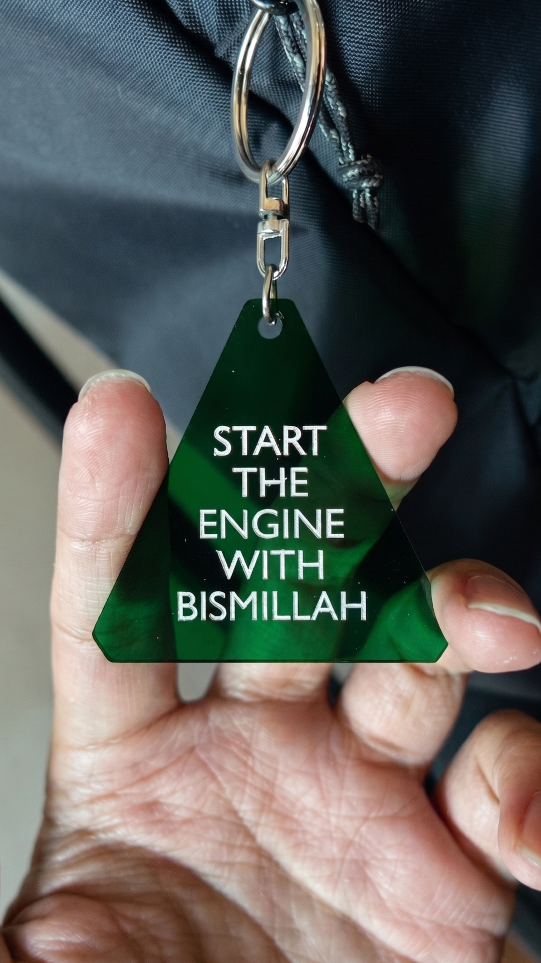 Start The Engine with Bismillah Gantungan Kunci Islami Segitiga Bahan Akrilik Transparan Hijau