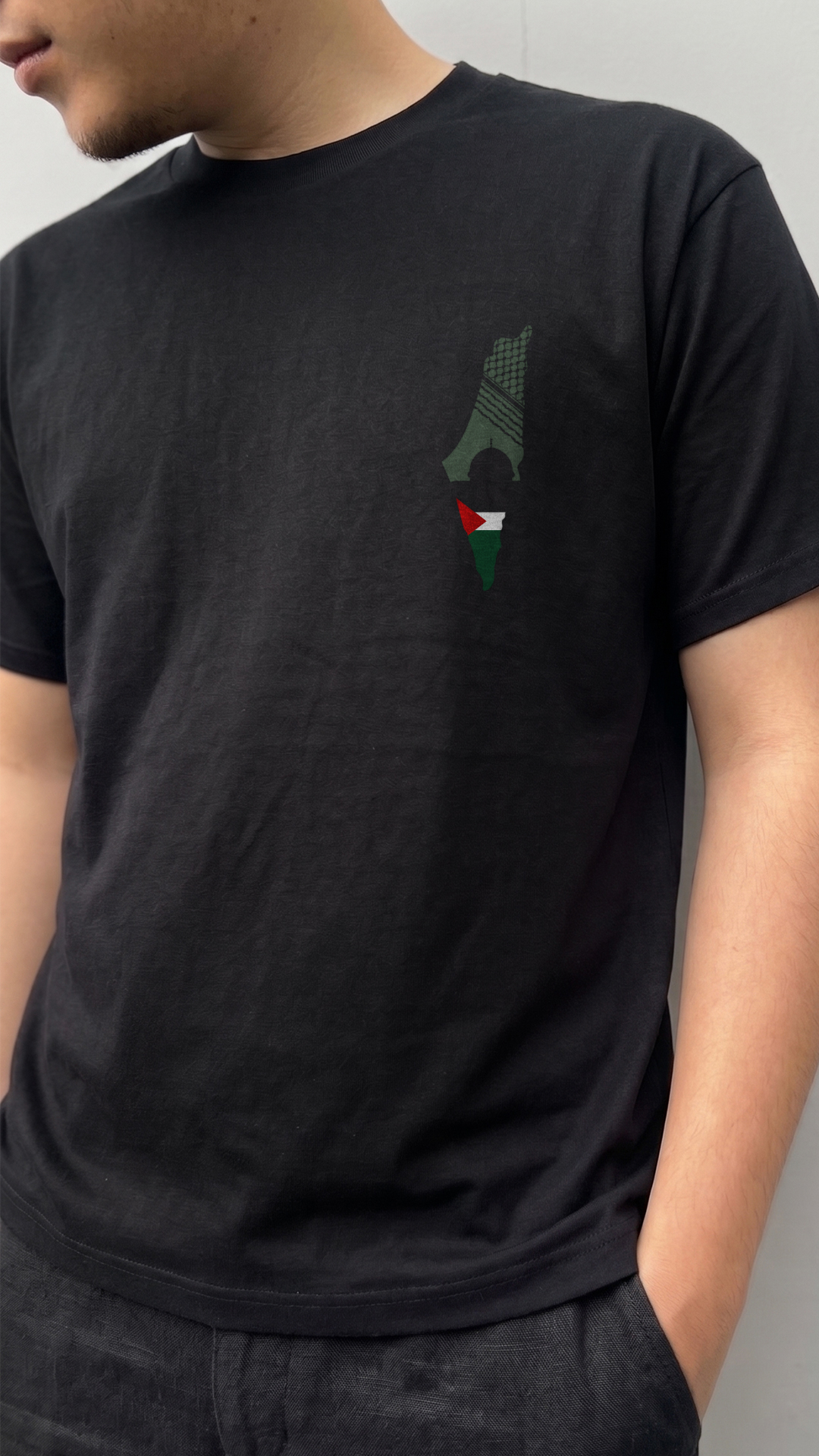Ilustrasi Peta Palestina di Dada Regular Fit T-shirt Islami Hitam - Gambar 2